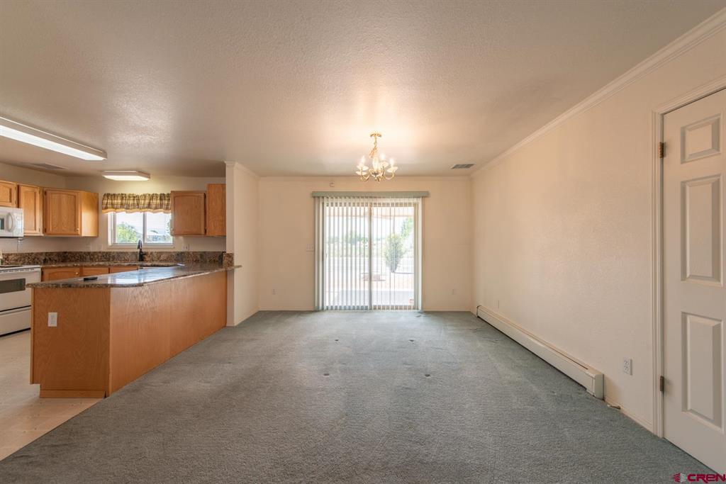 2320 James Street Property Photo 10