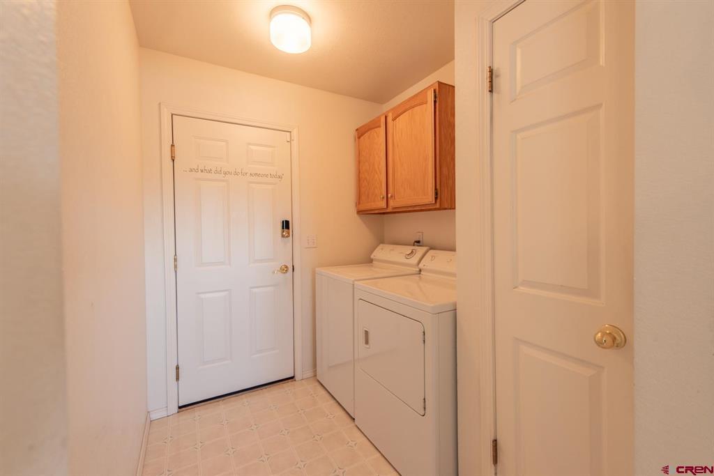 2320 James Street Property Photo 15