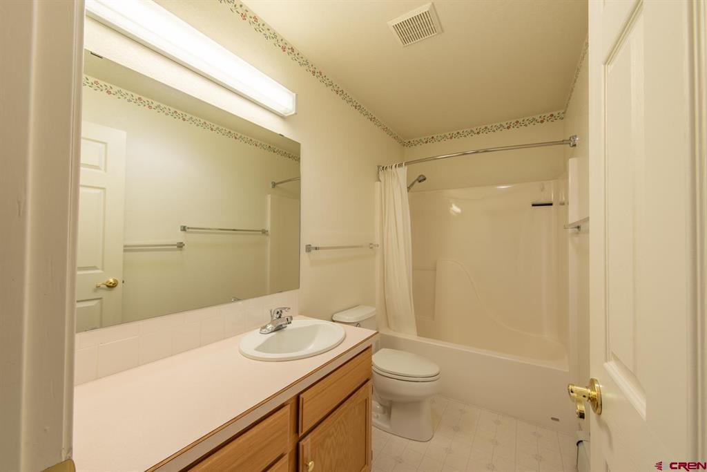 2320 James Street Property Photo 26