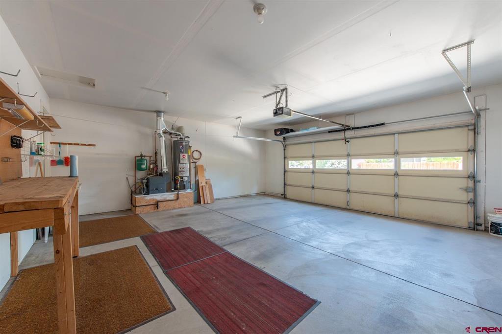 2320 James Street Property Photo 34