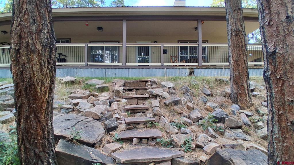 405 Berry Drive Property Photo 3