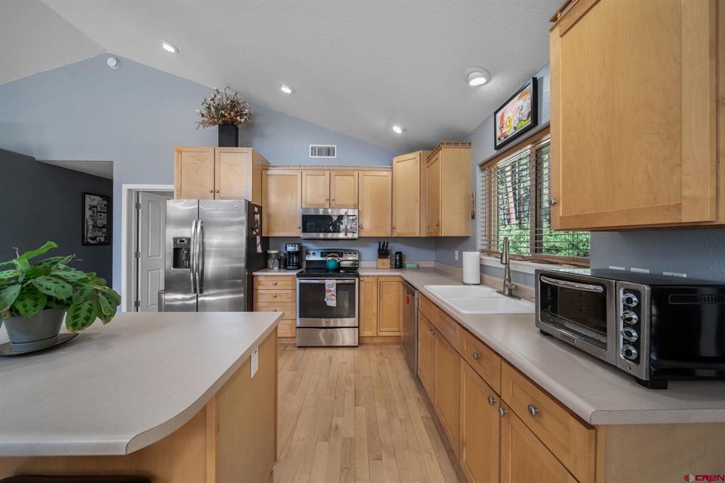 405 Berry Drive Property Photo 10