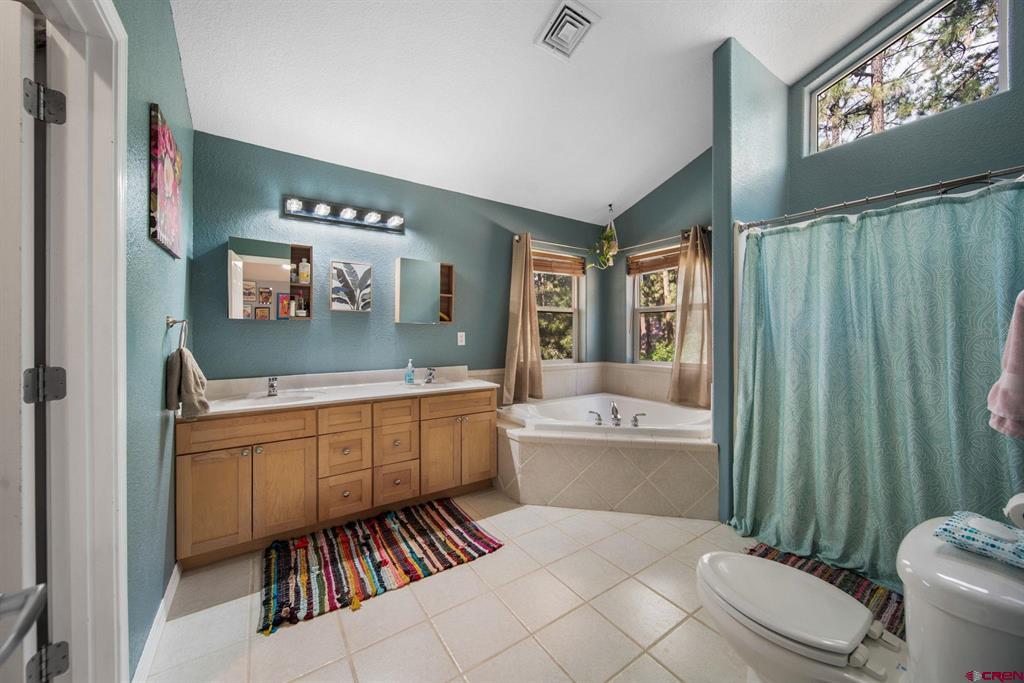 405 Berry Drive Property Photo 13