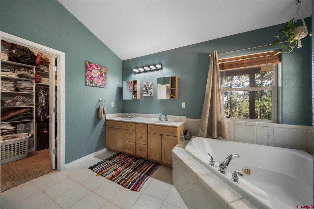 405 Berry Drive Property Photo 14