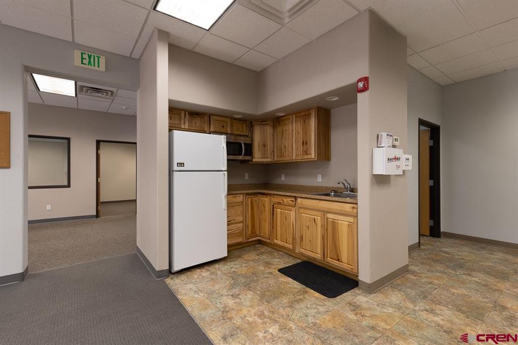 150 Tech Center Drive Property Photo 11