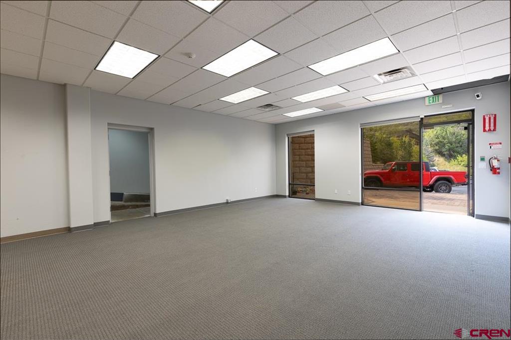 150 Tech Center Drive Property Photo 16
