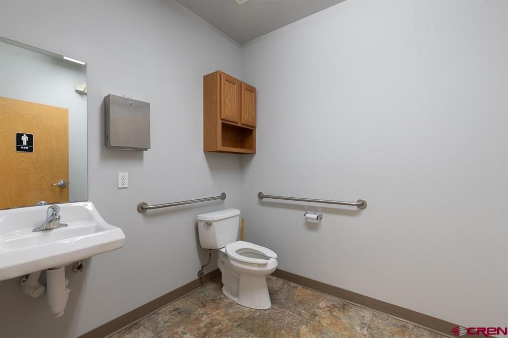 150 Tech Center Drive Property Photo 17