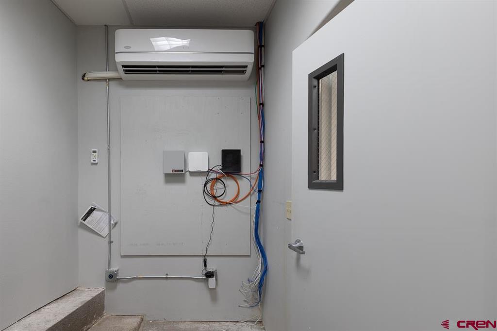 150 Tech Center Drive Property Photo 20