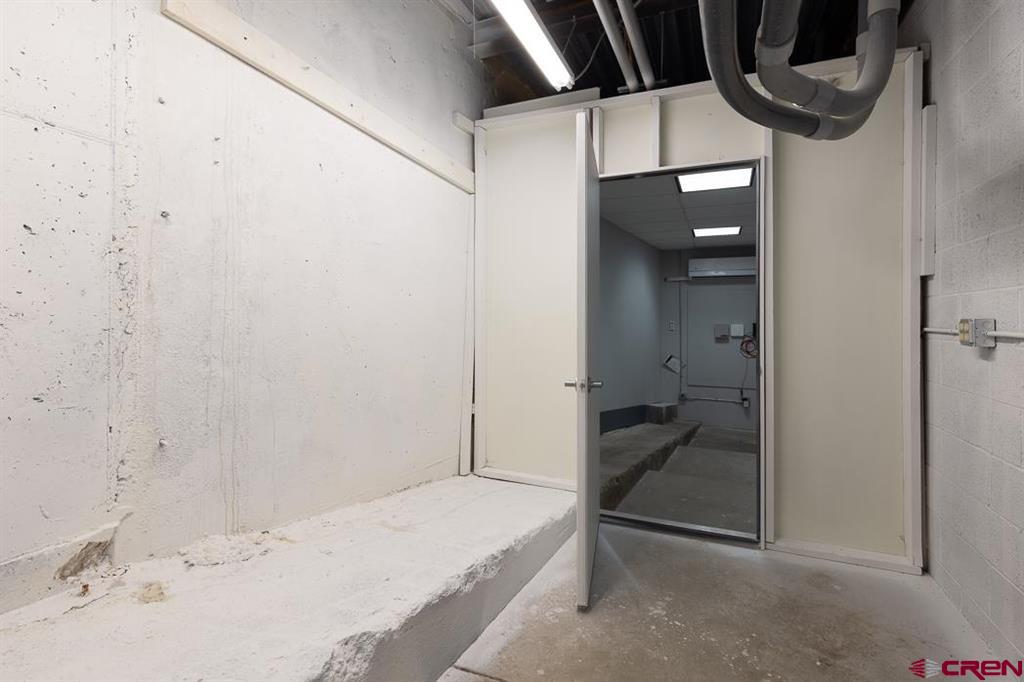 150 Tech Center Drive Property Photo 22