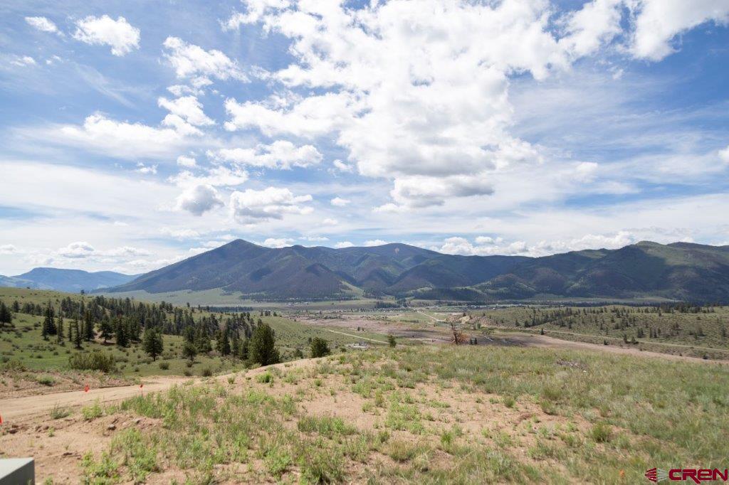 475 Cliff View Drive Property Photo 8