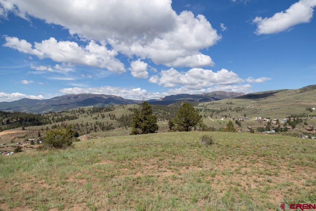 780 Cliff View Drive Property Photo 8