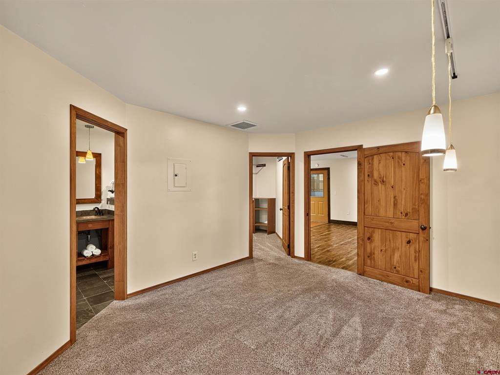 251 Hermosa Circle Property Photo 15