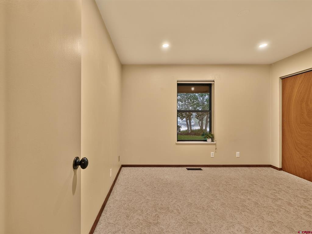 251 Hermosa Circle Property Photo 18