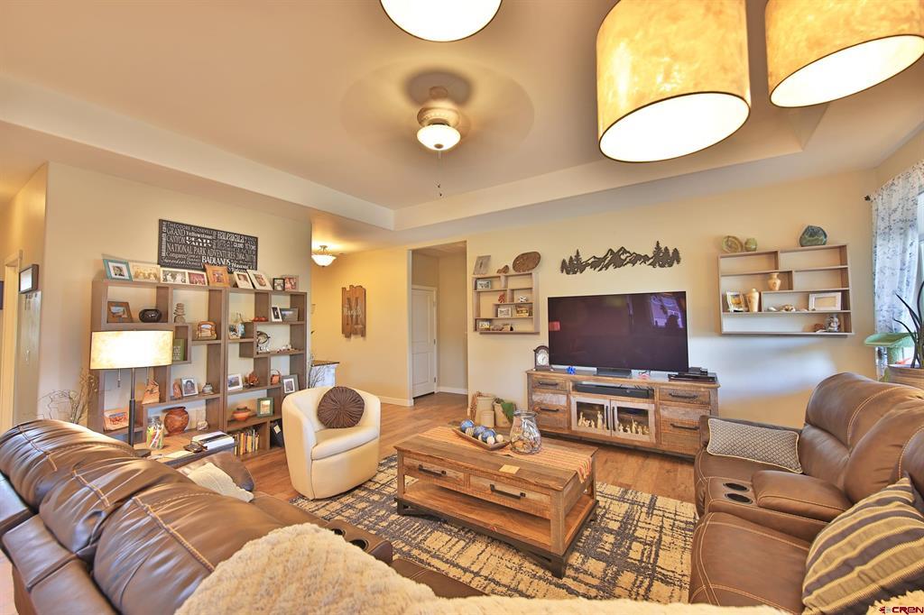 450 Warren Street Property Photo 5