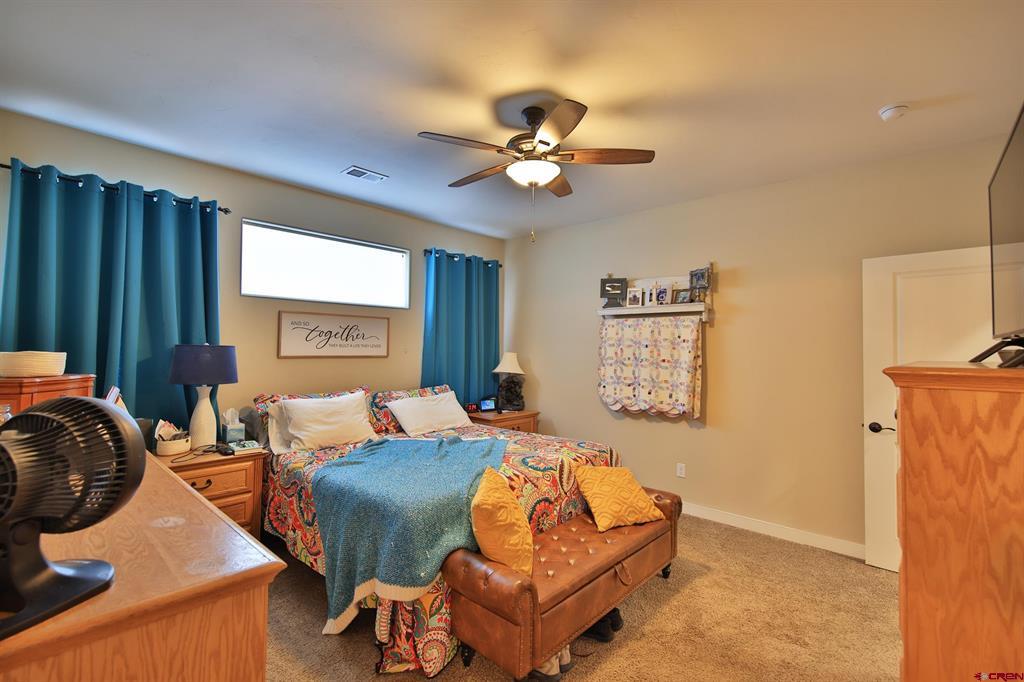 450 Warren Street Property Photo 11