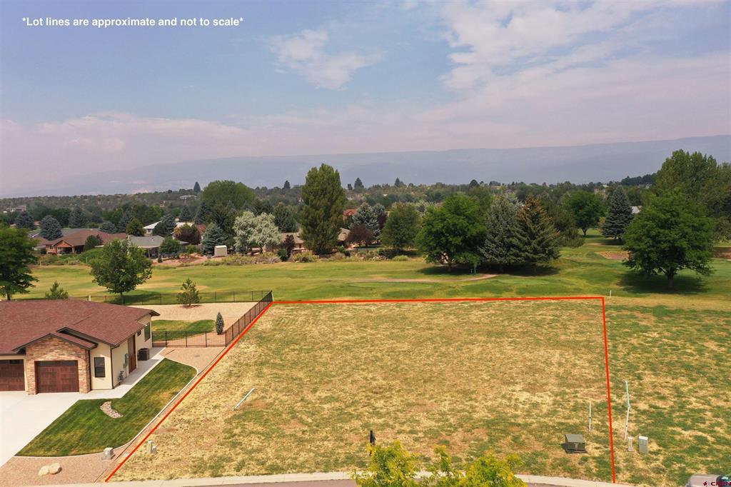 1290 Se Fairway Drive Property Photo 2