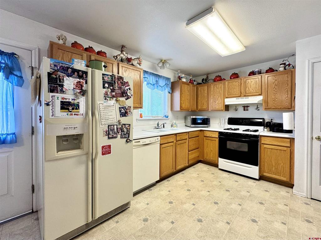 1911 San Juan Avenue Property Photo 7