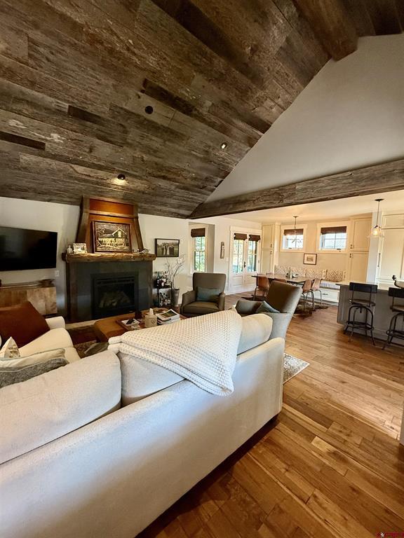 203 3rd Street Property Photo 9