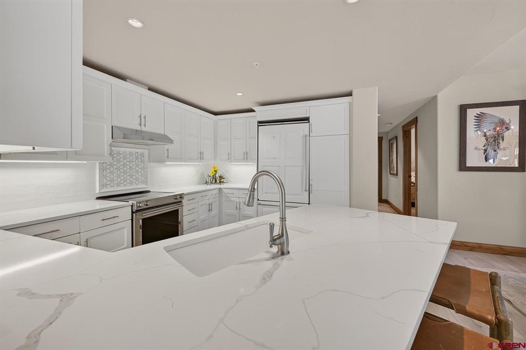 14 Hunter Hill Property Photo 8