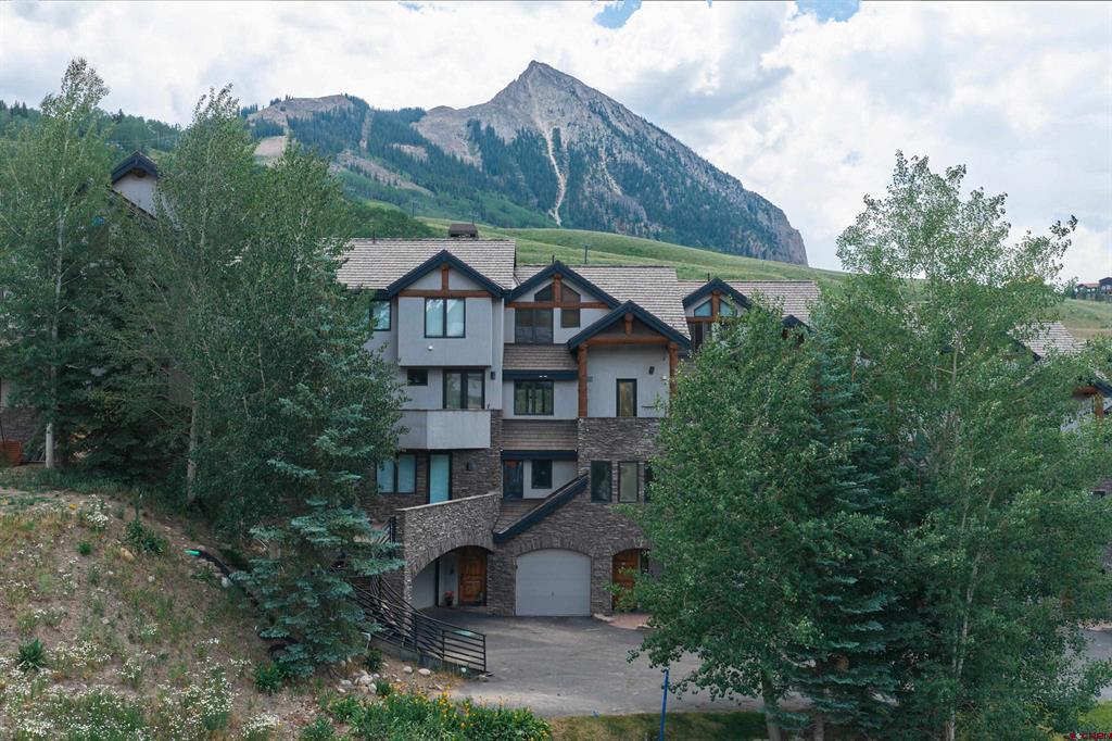 16 Snowmass Road Property Photo 2