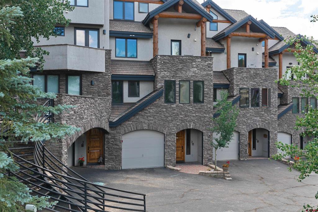 16 Snowmass Road Property Photo 6