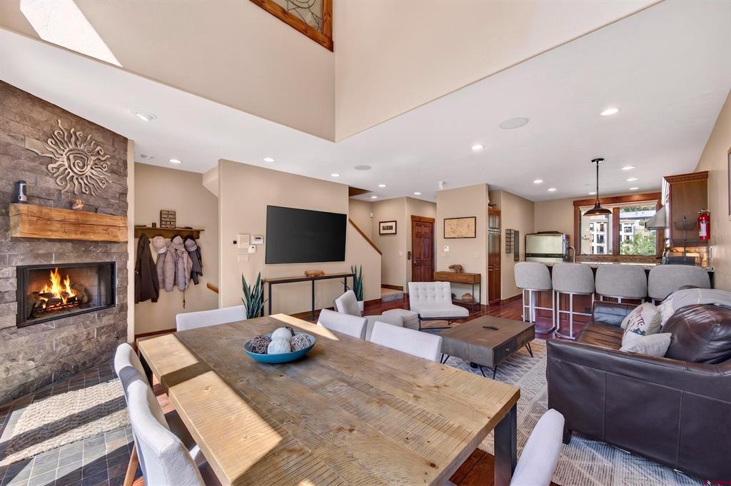 16 Snowmass Road Property Photo 12