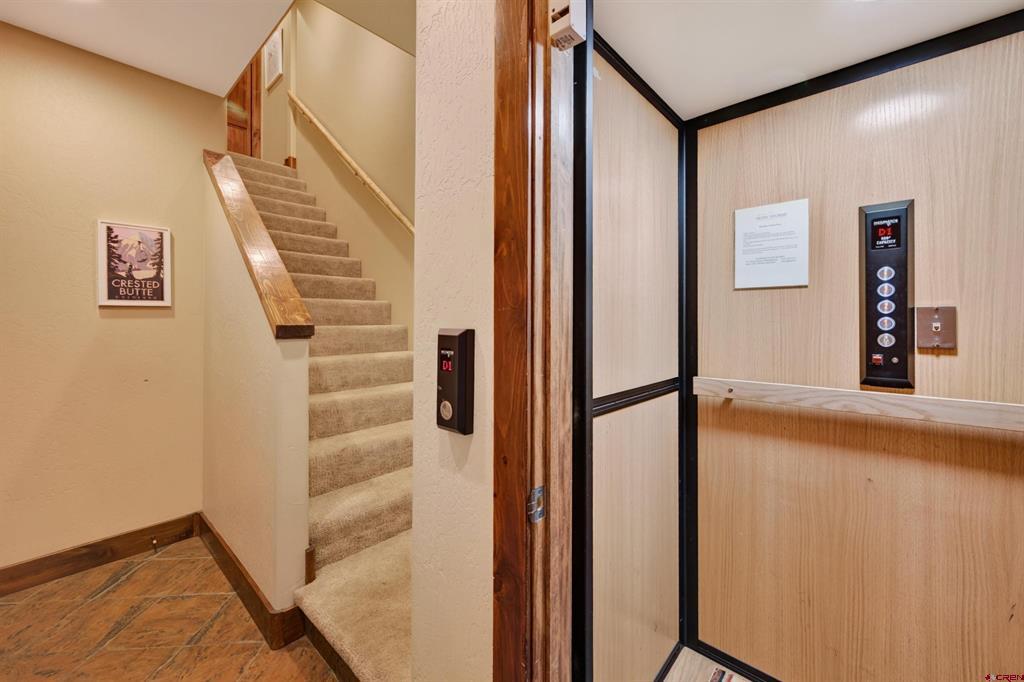 16 Snowmass Road Property Photo 16