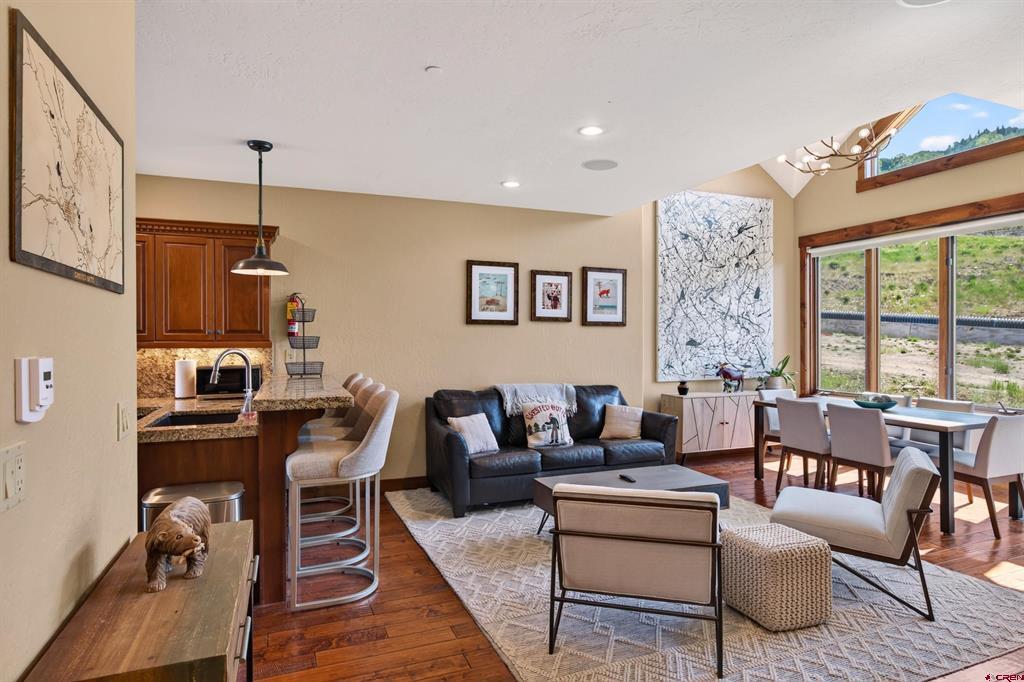 16 Snowmass Road Property Photo 30