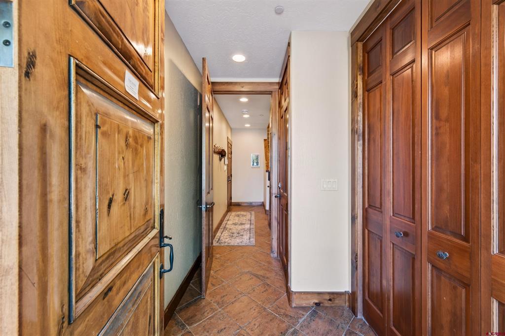 16 Snowmass Road Property Photo 41