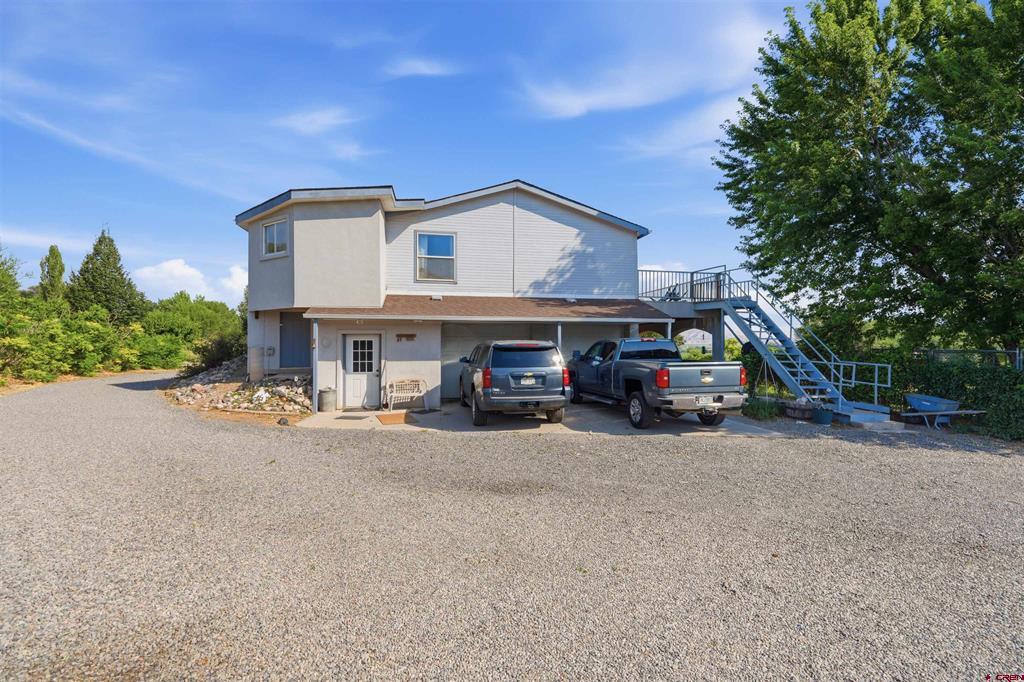 14638 G Road Property Photo 5