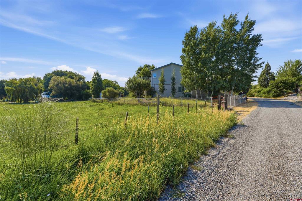 14638 G Road Property Photo 10