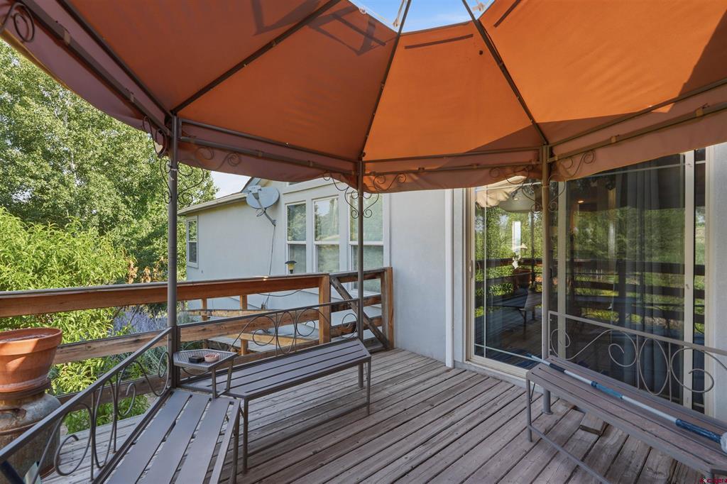 14638 G Road Property Photo 11