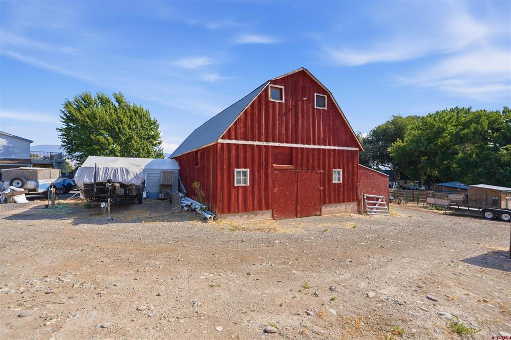 14638 G Road Property Photo 27
