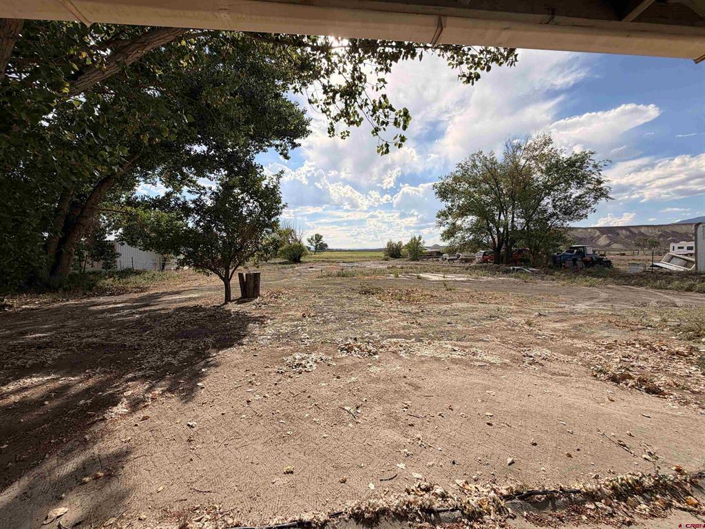 827 1525 Road Property Photo 4