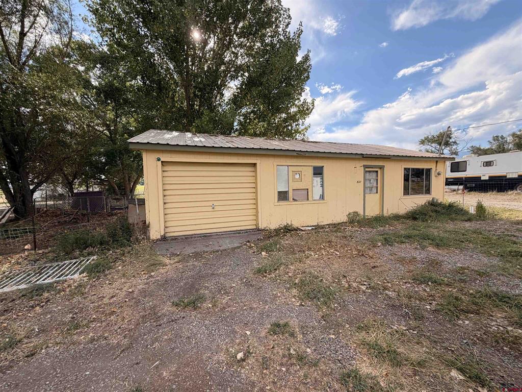 827 1525 Road Property Photo 8