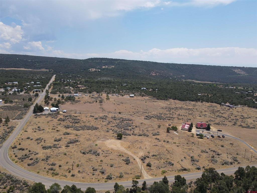 19296 Surface Creek Road Property Photo 2