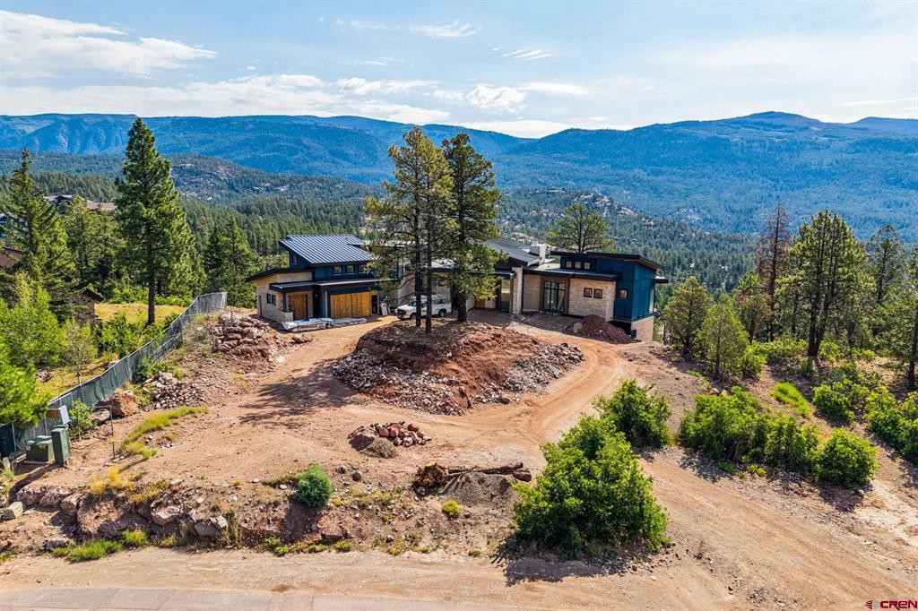 539 Glacier Cliff Drive Property Photo 3