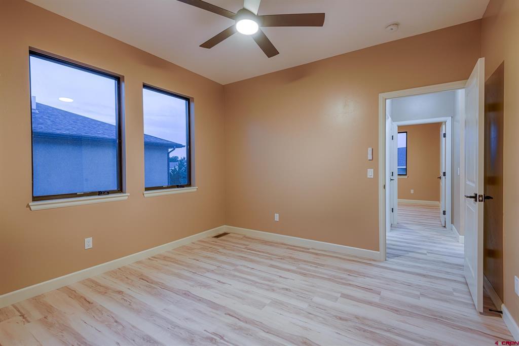 2325 Stone Bridge Drive Property Photo 8