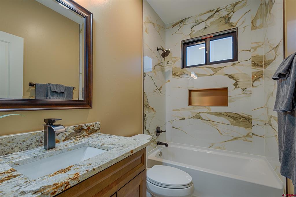2325 Stone Bridge Drive Property Photo 9