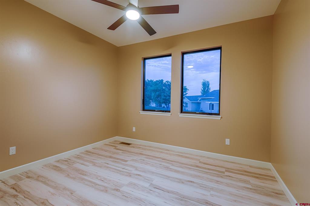 2325 Stone Bridge Drive Property Photo 12