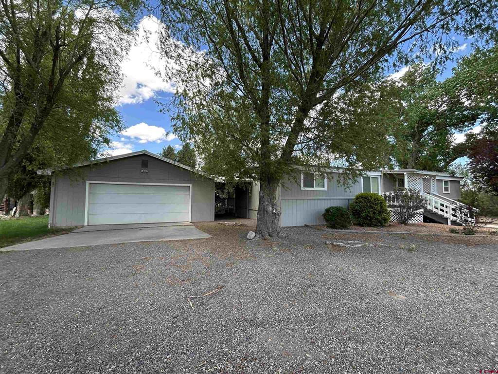 2259 1600 Road Property Photo 2