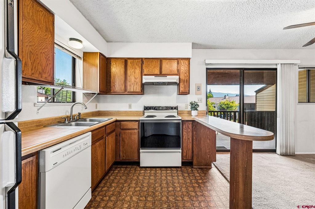 1206 Avenida Del Sol Property Photo 9