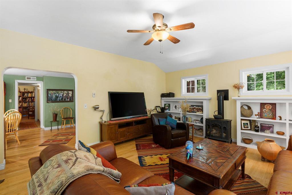 122 Alamo Drive Property Photo 13