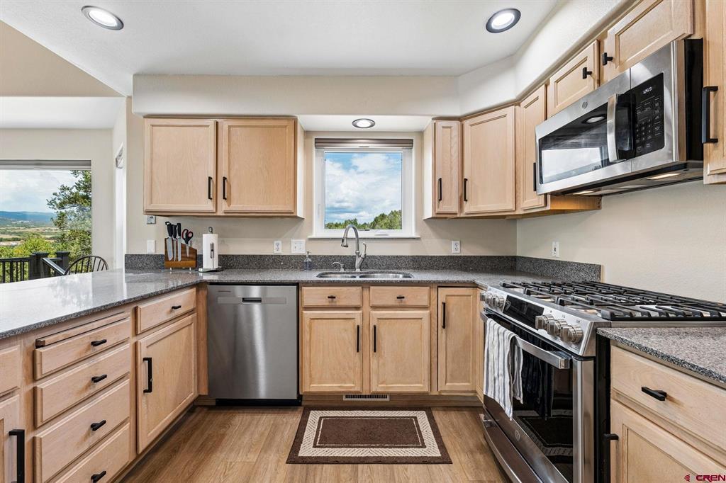 726 Oso Grande Drive Property Photo 8