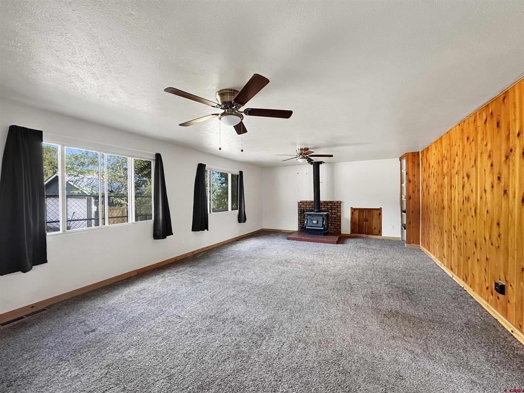564 Cedar Avenue Property Photo 10