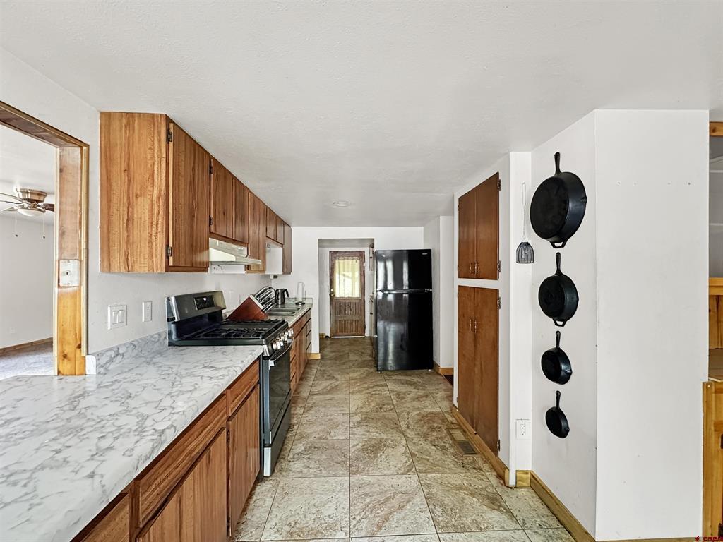 564 Cedar Avenue Property Photo 14