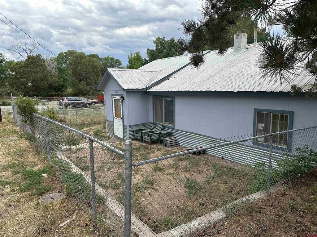 564 Cedar Avenue Property Photo 27