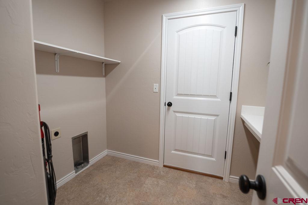 1764 6438 Drive Property Photo 13