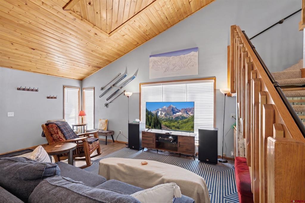 1288 Cloud Cap Avenue Property Photo 4