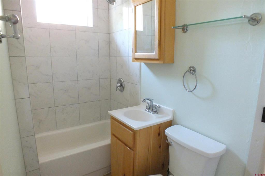 36 E 3rd St Property Photo 16